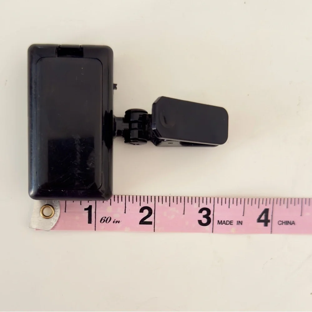 VIVITAR Clip-on LED Light for Phone Photos, Camping, Whatever! 21 BRIGHT LIGHTS!